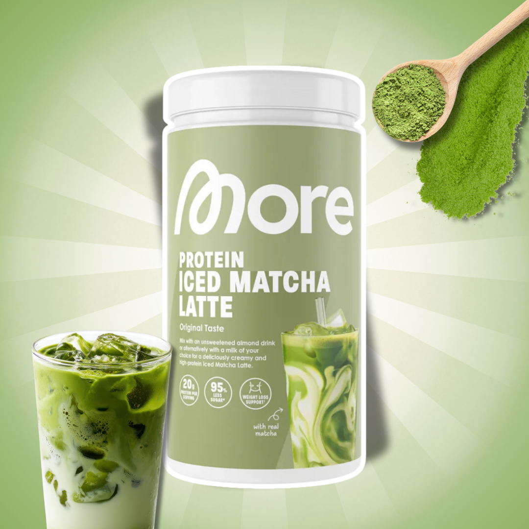 MORE Protein Iced Matcha Latte Original Taste 500 g – Proteinreiches Matcha-Getränkepulver mit Süßungsmitteln